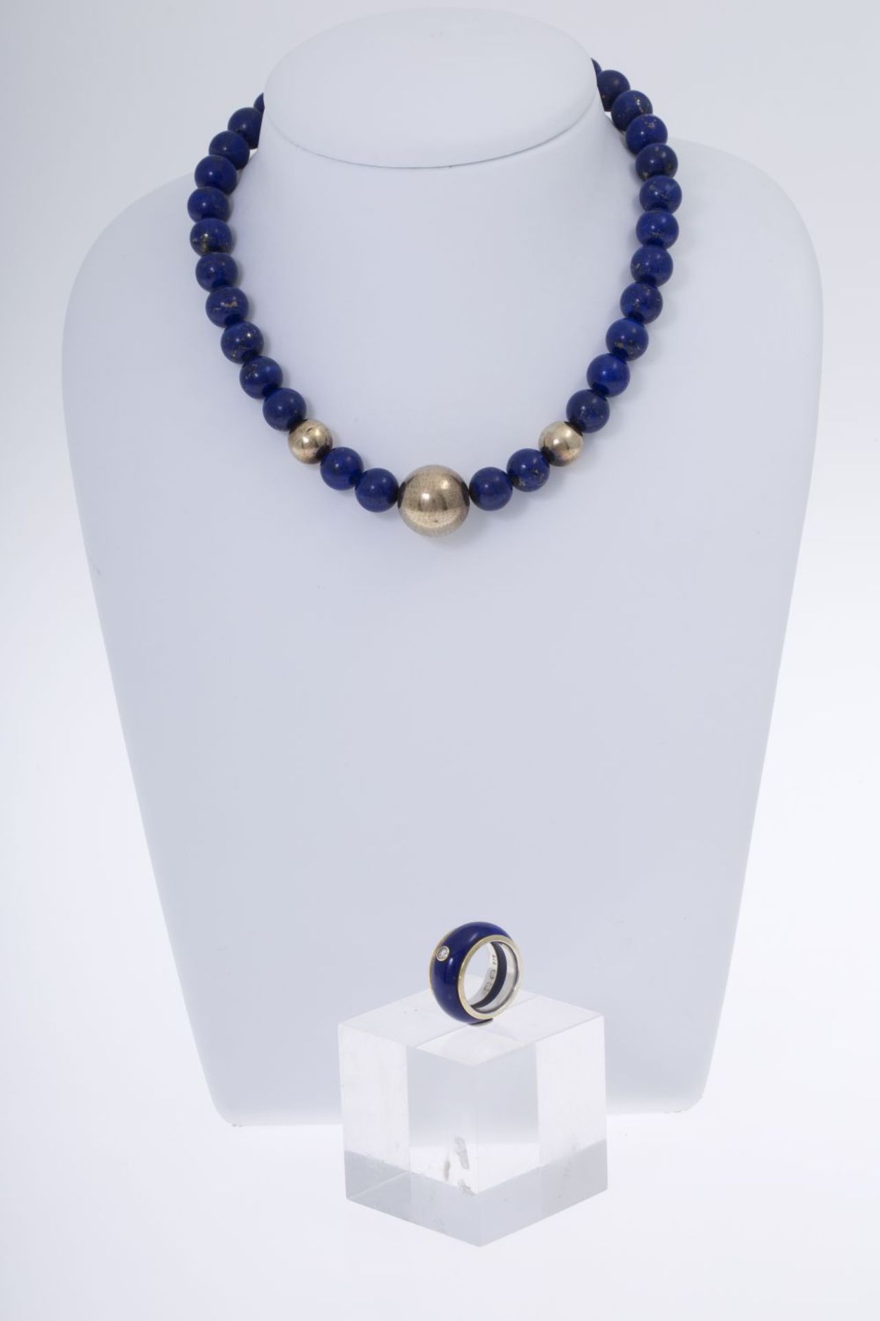 Lapislazuli-Schmuckset aus Ring und Collier - Bild 4 aus 6