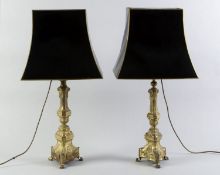 Ein Paar Tischlampen