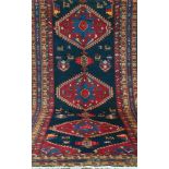 Teppich, Ardebil, dunkelgrundig, mit durchgehendem Muster, mit Tier- und Floralmotiven,Kanten