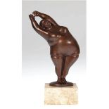 Figur "Üppige Frau im Badeanzug mit erhobenen Armen", Metallguß broziert, unsigniert, H.21,5 cm, auf