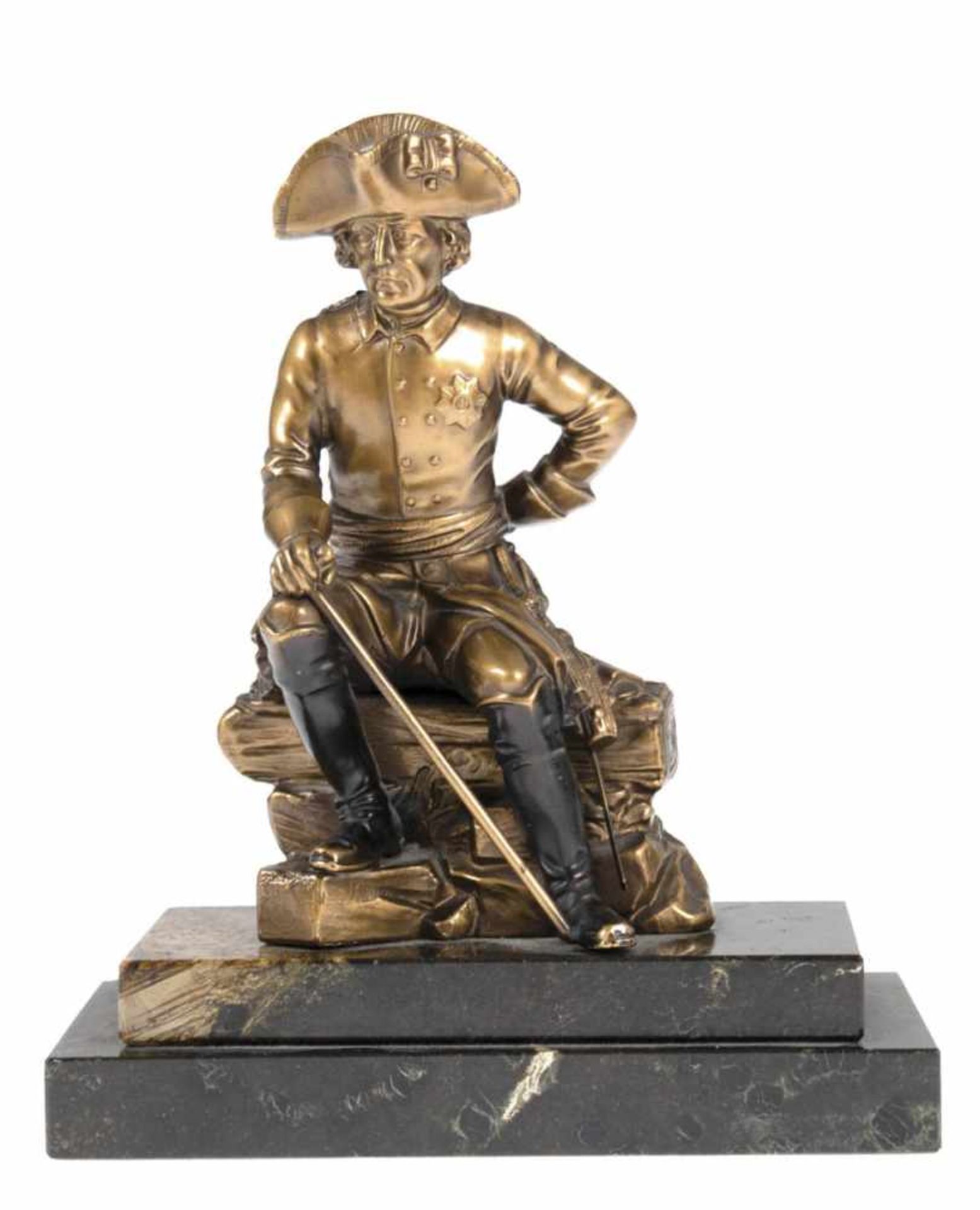 Figur "Friedrich der Große", Metallguß, bronziert, H. 15 cm, auf gestuftem Marmorsockel,H. 3,5 cm