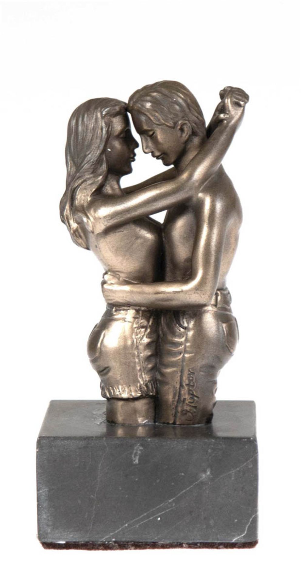 Figuren-Gruppe "Sich umarmendes junges Paar", Metallguß bronziert, signiert "O. Tupton",H. 10 cm,