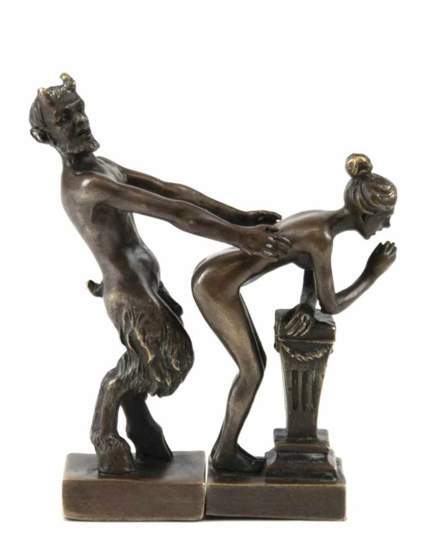Erotische Bronze-Figurengruppe "Faun beim Liebesspiel", in der Art Wiener Bronze, signiert"ManGreß",