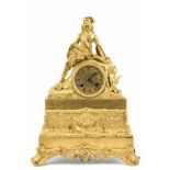 Pendule, Frankreich um 1850, vergoldetes Bronzegehäuse, figürlich, Jüngling mit Buch,