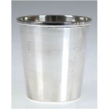 Becher, 800er Silber, punziert, ca. 72 g, glatte Wandung, H. 7 cm