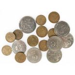 Konvolut von 17 DDR Münzen, dabei 1x 20 Mark, 5x10 Mark, 1x 5 Mark, 6x 20 Pfennig und 4x50