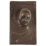 Jugendstil-Briefbeschwehrer "Wassernixe", Bronze, patiniert, 4,5x12,5x7,5 cm