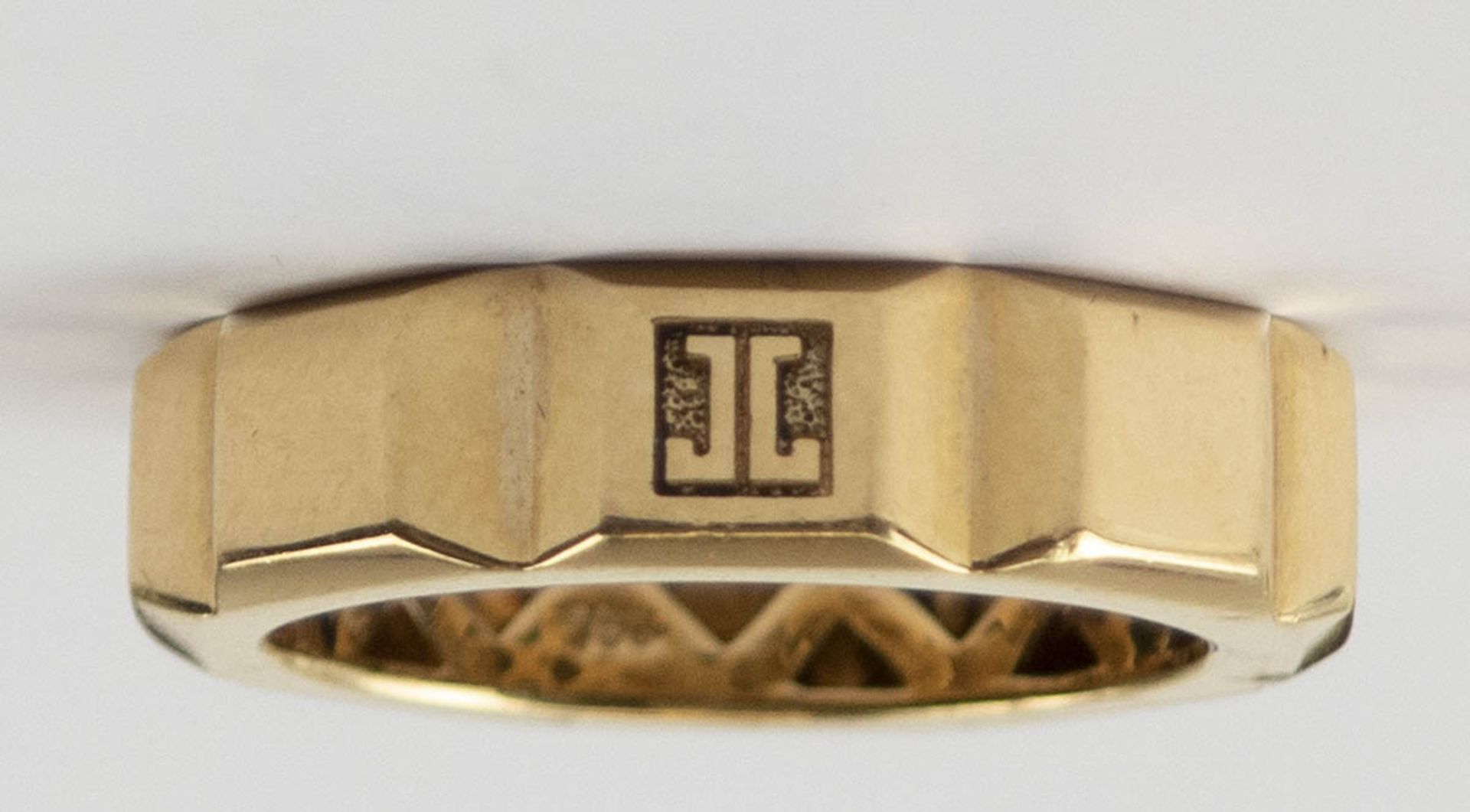 Jette-Joop-Ring, 750er GG, geometrisch reliefiert, unterkadert, Gew. ca. 10 g, RG 54