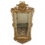 Historismus-Spiegel, Holz mit reichen Stuckverzierungen, vergoldet, trapezförmiger Rahmen,