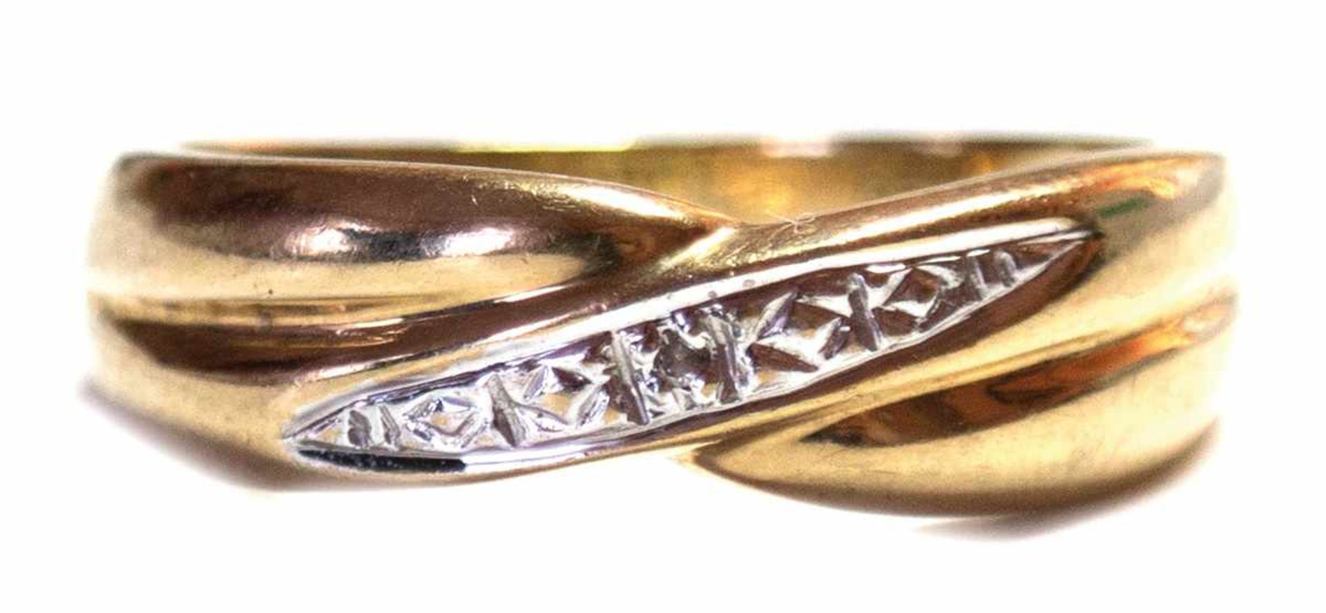 Ring, 333er GG, zweigeteilter verschlungener Ringkopf, Diamant, RG 56, Innendurchmesser17,8 mm, Gew.