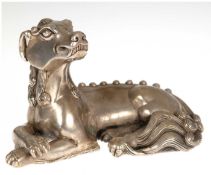 Tempelhund, China, versilbert, H. 9 cm, L. 15 cm