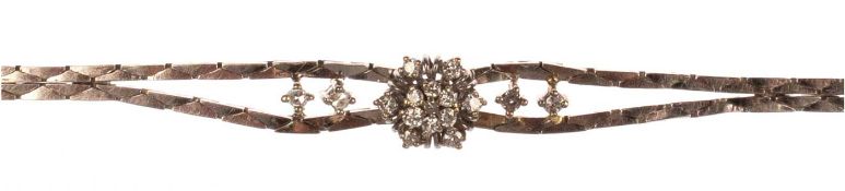 Brillant-Armband, 585 WG, Schauseite mit Blütenornament besetzt mit 17 Brillanten,Ges.-Gew. 9,6 g,