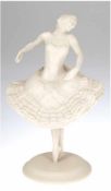 Figur "Primaballerina Anna Pavlova", Biskuitporzellan, von St. M. Feldmann, H. 24,5 cm