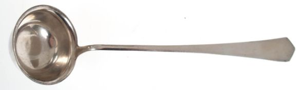 Suppenkelle, versilbert, glatte Form, L. 31 cm