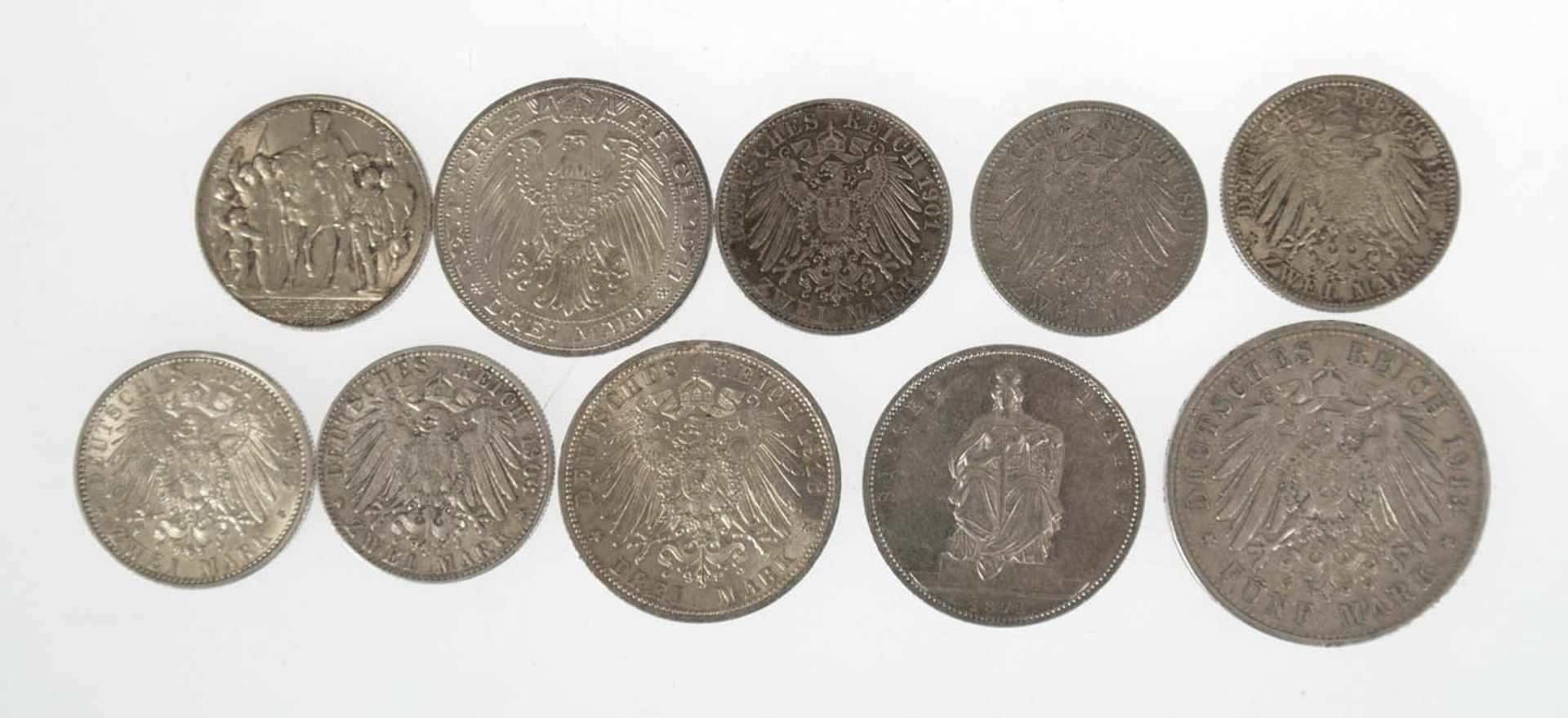 Konvolut von 10 Silbermünzen, Preussen, dabei 5 M, 1913 A, 2x 3 M, 1911 A und 1913 A, 6x 2M, 1896 A, - Bild 2 aus 2