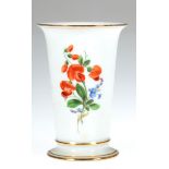 Meissen-Vase, 1924-1934, Bunte Blume 2, Goldrand (etwas berieben), 1. Wahl, H. 10,5 cm