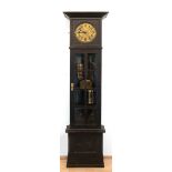 Standuhr, um 1910, Eiche schwarz, 1-türiger, 3seitig sprossenverglaster, 1-türiger UhrenUhrenkopf