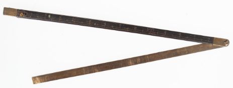 Maritimes Messgerät, um 1800, Holz/Messing, ausklappbar, Maßeinteilung bis Zoll und 50 cm,L. 31 cm