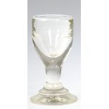 Weinglas, 19. Jh., weißer Emailrand, H. 10,5 cm