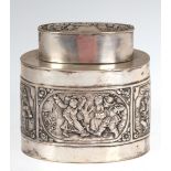 Teedose, wohl Belgien 19. Jh., Silber, punziert, ca. 210 g, im Querschnitt ovale Form mitum
