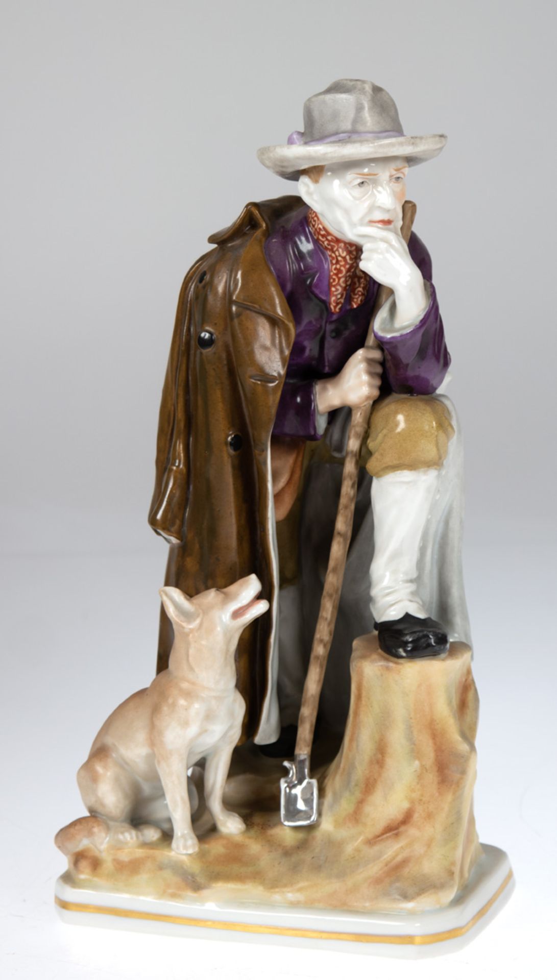 Porzellanfigur "Schäfer mit seinem Hund", wohl Thüringen, auf Sockel, polychrome bemalt,ungemarkt,