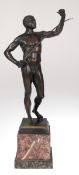 Heiden, Pr. v. d. "Der Fechter", Bronze, braun patiniert, signiert, H. 28 cm, aufMarmorsockel, H.