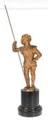 Skulptur "Musketier", Zinkguß, bronziert, Stange ergänzt, Degen an der Seite fehlt, übereinem Fuß