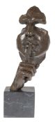 Skulptur "Schweigegeste", Bronze, braun patiniert, vollplastisch ausgeformte Hand, denZeigefinger