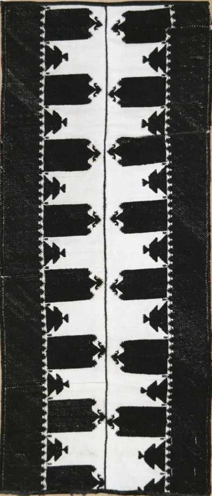 Kelim, schwarz/beige, Wolle, durchgehendes Muster, 1 Kante belaufen, 126x78 cm und - Image 2 of 2
