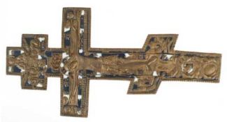 Orthodoxes Kreuz, Rußland, Messing, reliefierte sakrale Darstellungen, Christus am Kreuz,par