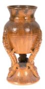 Keramik-Vase, mit Krokodil-Säulen, braun glasiert, best., Gebrauchspuren, H. 26,5 cm