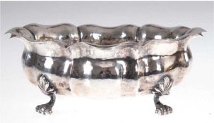Schale, 800er Silber, punziert, ca. 215 g, ovale geschweifte Form auf 4 Tatzenfüßen,Hammers