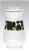 Kleine Meissen-Vase, Weinlaub, 2 Schleifstriche, H. 11 cm