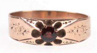 Ring um 1900, 333er GG, Granat, RG 63, Innendurchmesser 20,0 mm, Gew. 3,4 g