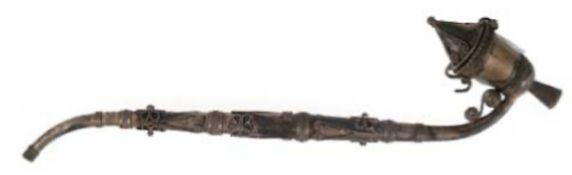 Opium-Pfeife, Asien, versilbert, Pfeienkopf und Schaft filigran gearbeitet, L. 21 cm