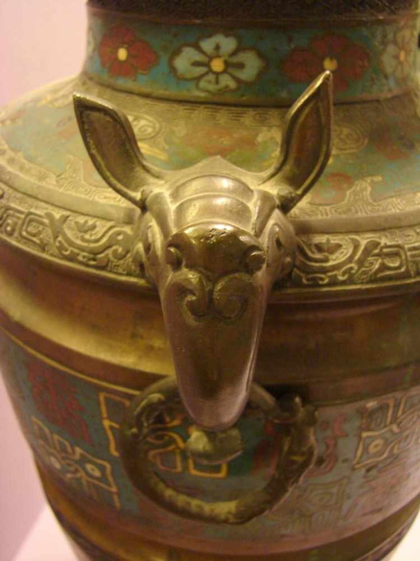 Vase, China, Champlevé, 1870/80, Höhe ca. 46 cm<b - Bild 2 aus 3