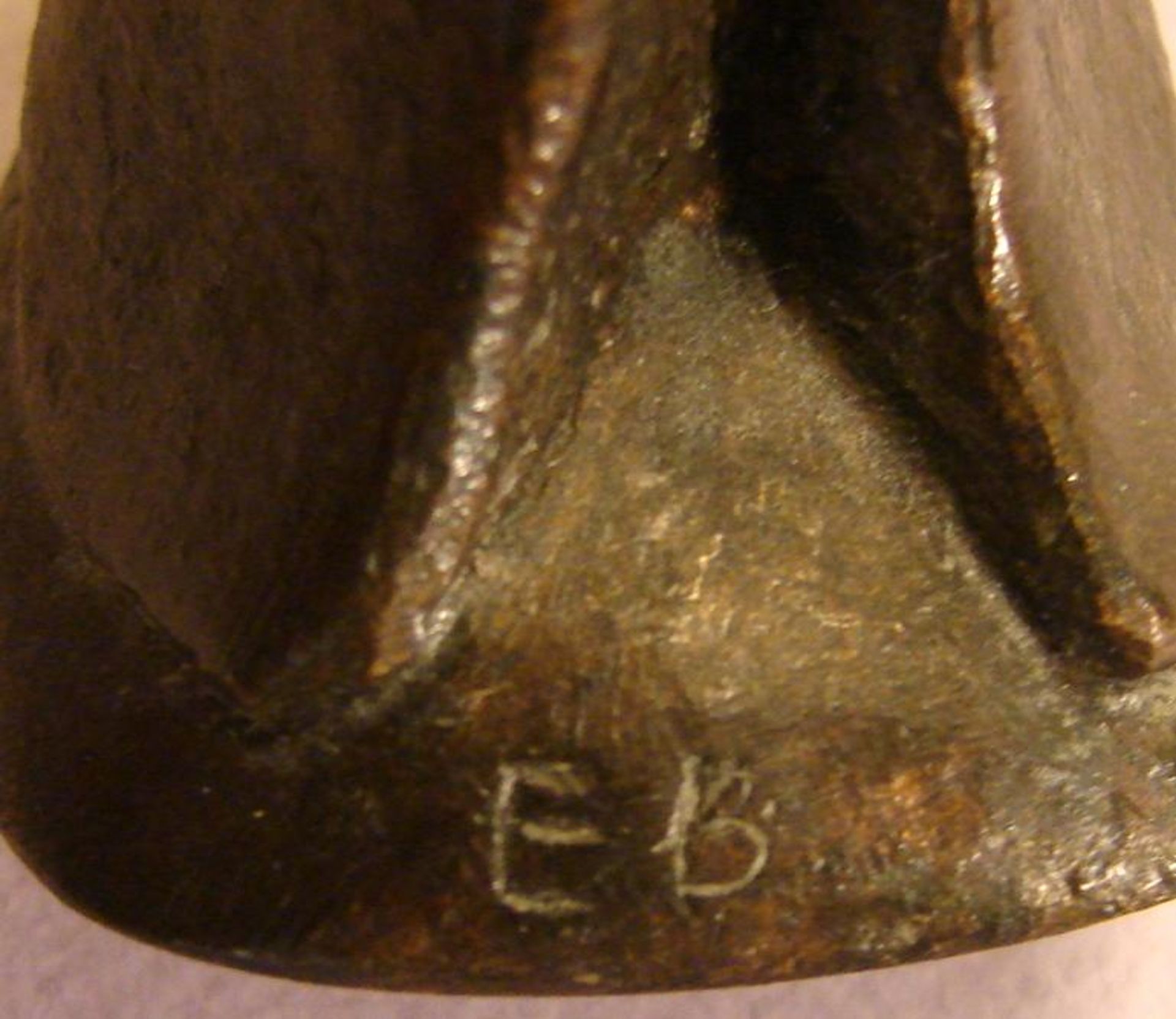 "Vogel", Bronze, rückseitig signiert E.B., Höhe ca. 19 cm<b - Bild 2 aus 2