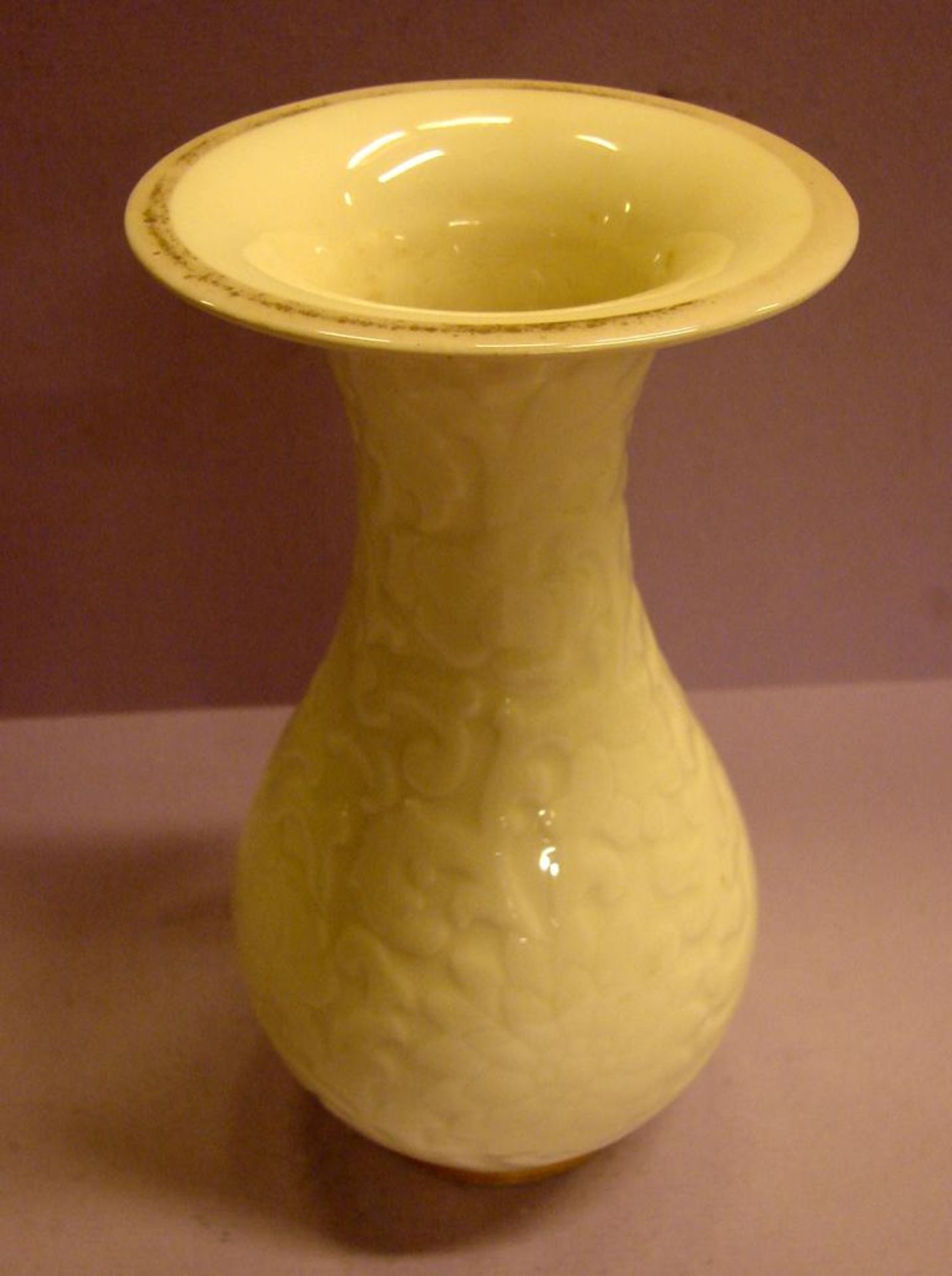 Vase, Rosenthal, Selb, Nr. 282/3, weiß/Blumendekor, H. ca. 20 cm<
