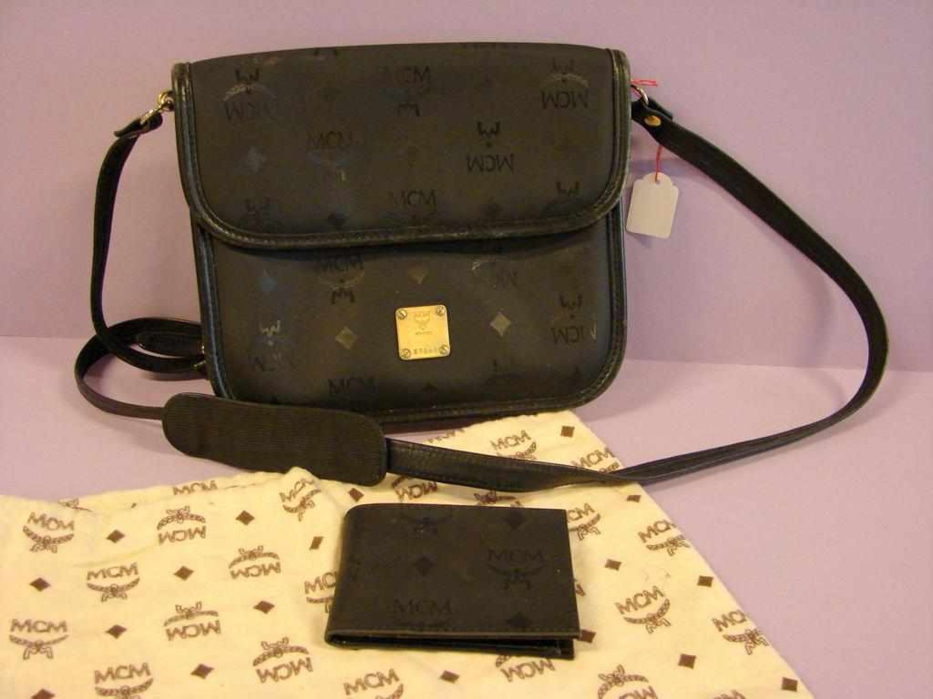 MCM Handtasche und Portemonnai, schwarz, Visetos Serie, Gebrauchsspuren