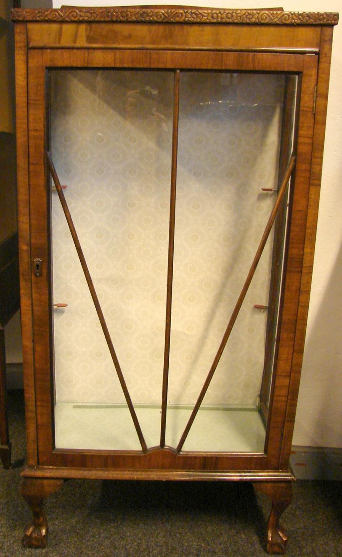 Kleine Vitrine, Sprossenglastüren, auch seitlich, Frankreich, H.ca. 123, B.59, T.34 cm