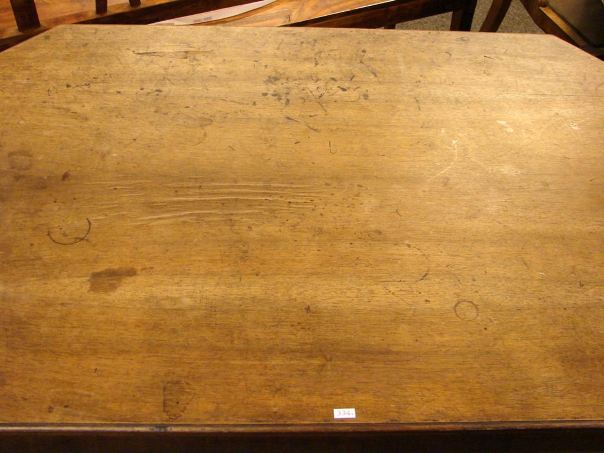 Tisch, abgerundete Ecken, 2 Schubladen, Eiche?, H.ca. 79, B. 111, T. 71 cm - Bild 3 aus 3