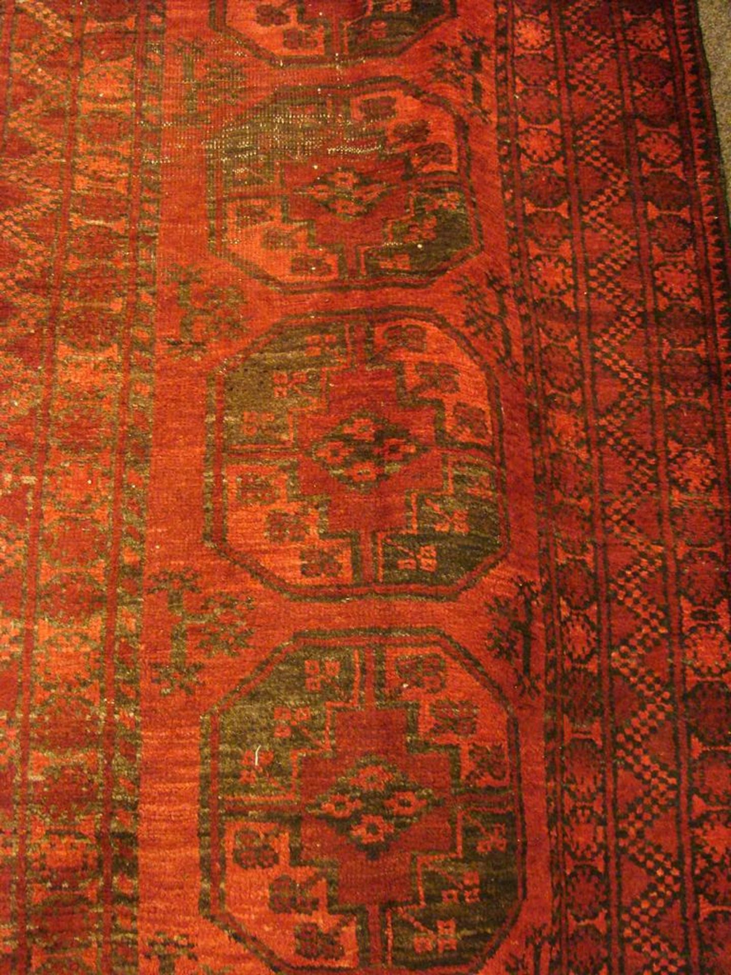 Teppich, ca. 370 x 110 cm (mittig abgelaufen) - Bild 2 aus 4