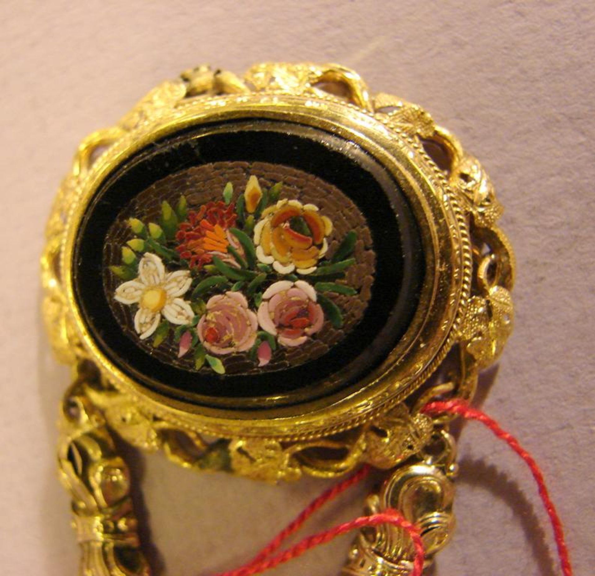 Kette mit Pietra Dura (? Einarbeitung), Kartusche floral, verzierte - Bild 2 aus 3