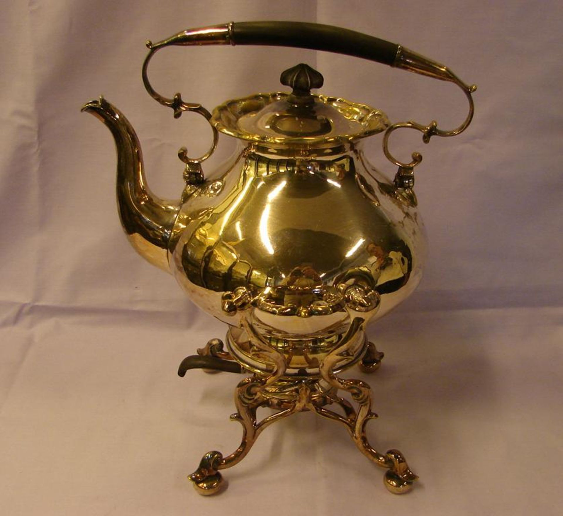 Grosse Teekanne auf Rechaud, Plated, Gesamthöhe ca. 34 cm