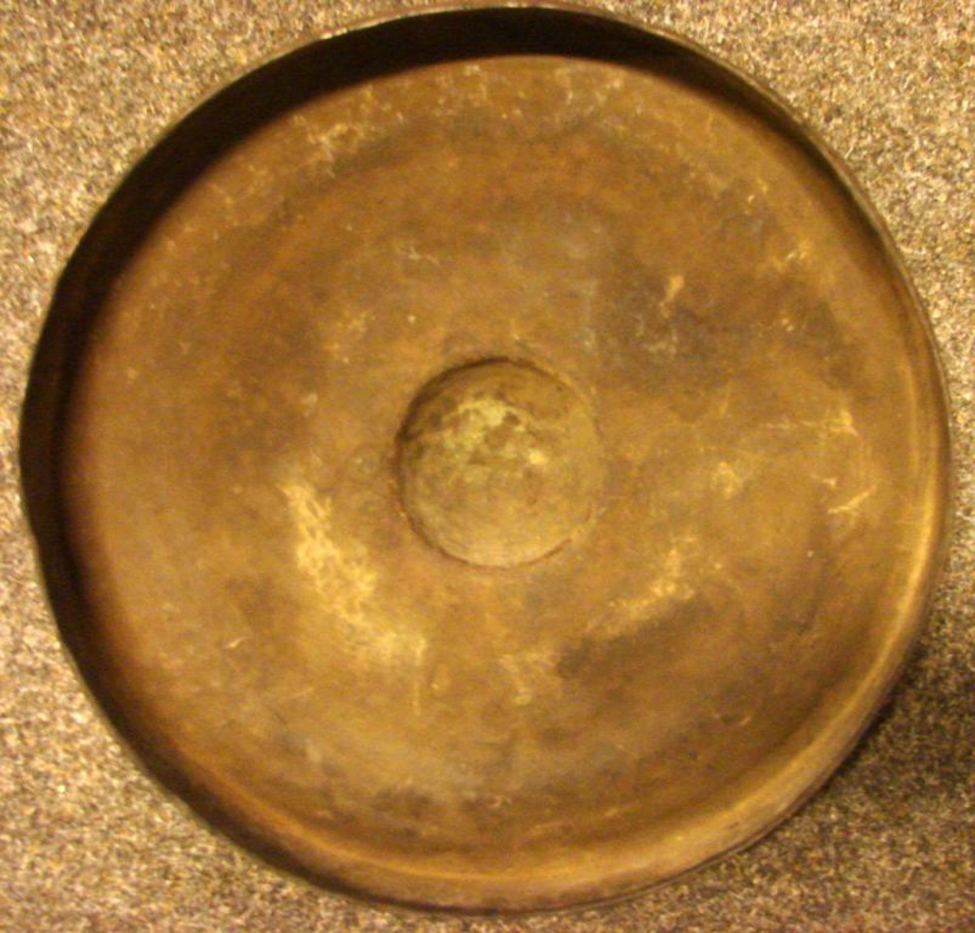 Gong, wohl Indonesien, wohl Bronze, Dm. Ca. 40 cm - Bild 2 aus 2
