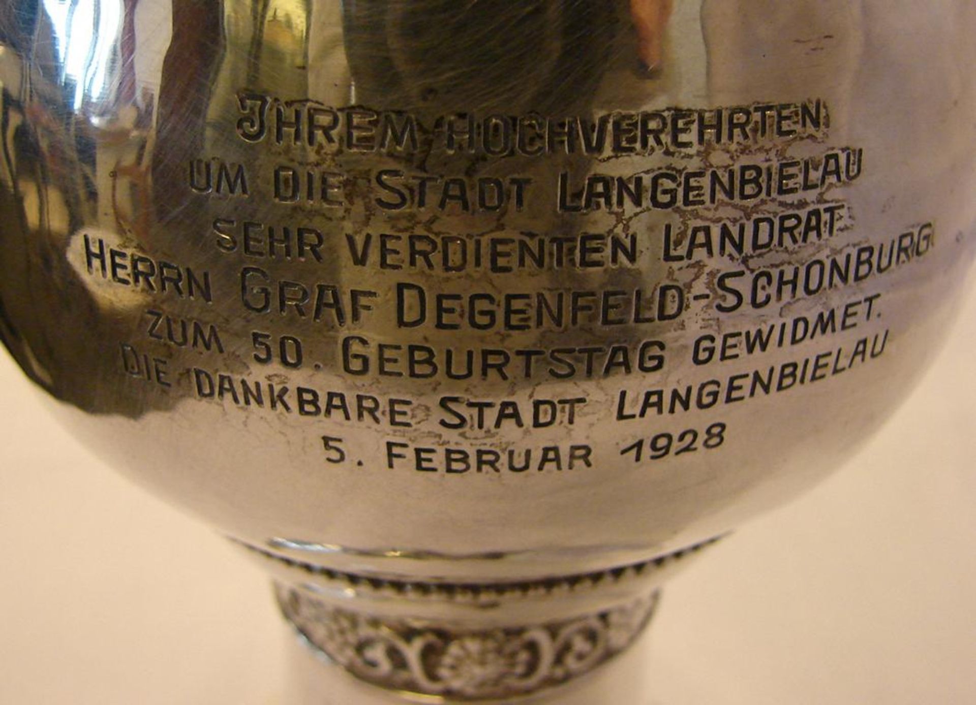 Pokal, 835er Silber, Breslau, 1920er Jahre, ca. 390 gr., Gravur, H.ca. 20 cm - Bild 3 aus 4