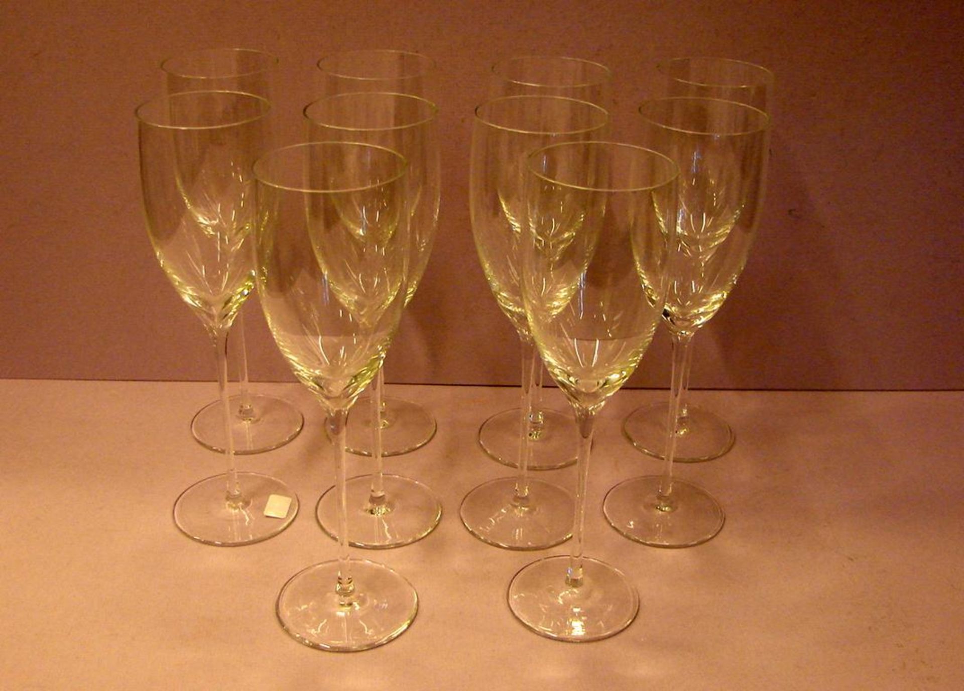 10 große Weissweingläser, Daum France, farbloses Kristallglas, am Stand bez.: Daum France, ca. 22