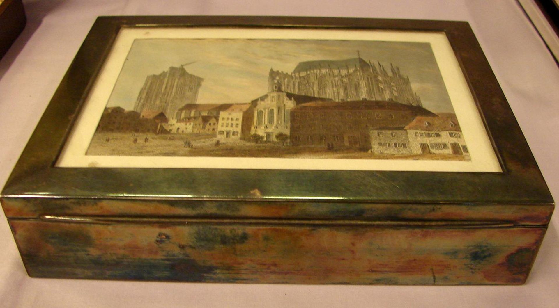 Dose, Silber, im Deckel ein Stich des Kölner Doms, ca. 4x18x14 cm