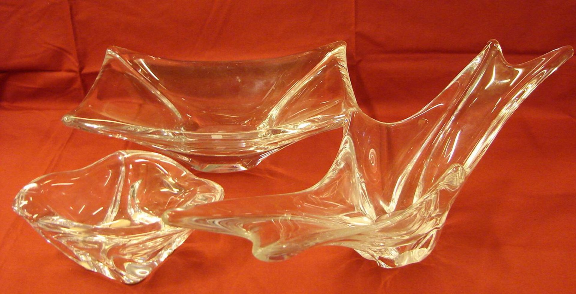 3 Schalen, Daum Nancy, France, Crystal,Glas, u.seitl. sig., 70-/80er Jahre, H. 16, 20,5, 8,5 cm 3