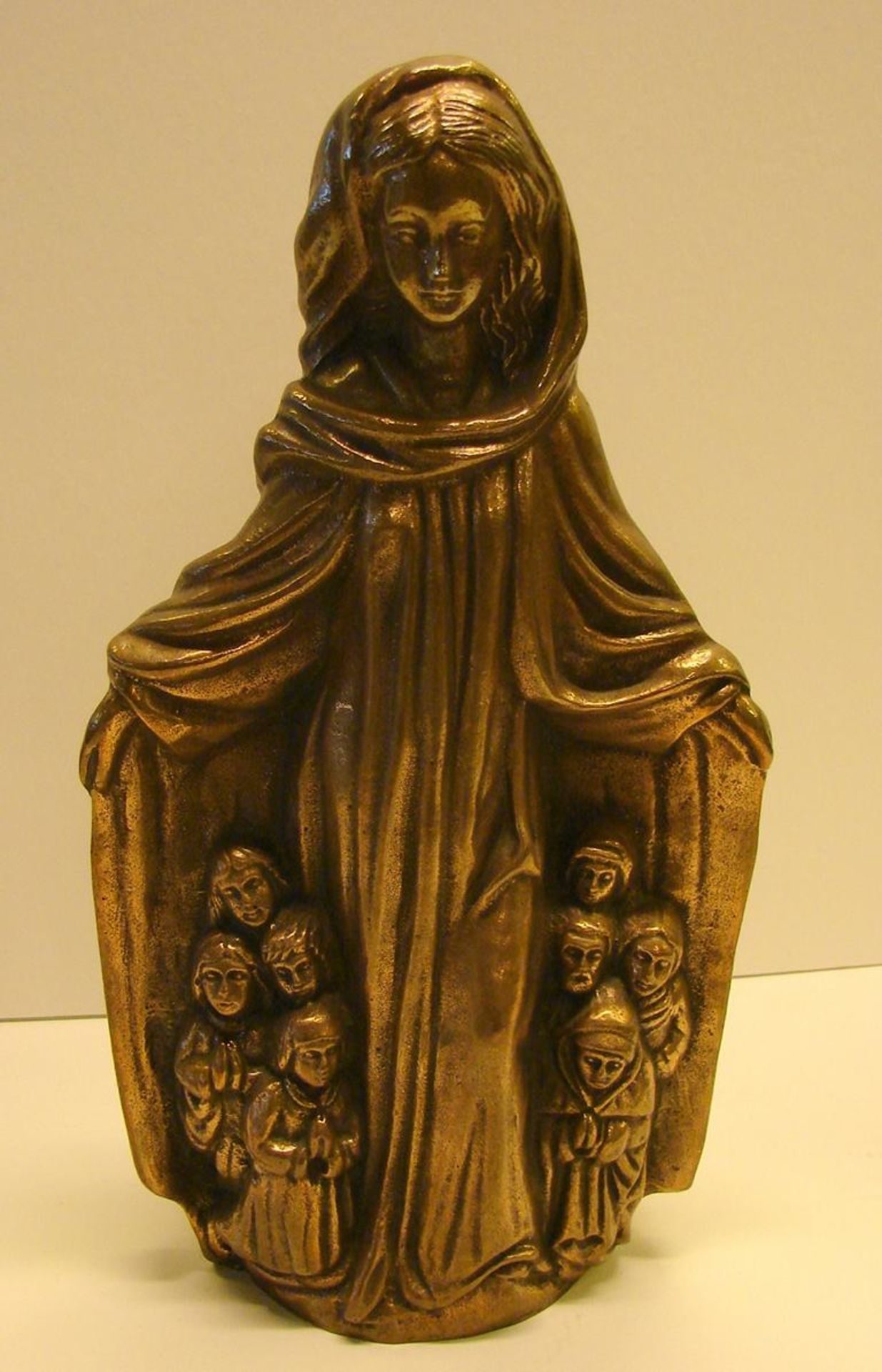 Madonna, Bronze, Hohlguss, Höhe ca. 32, B. 18 cm